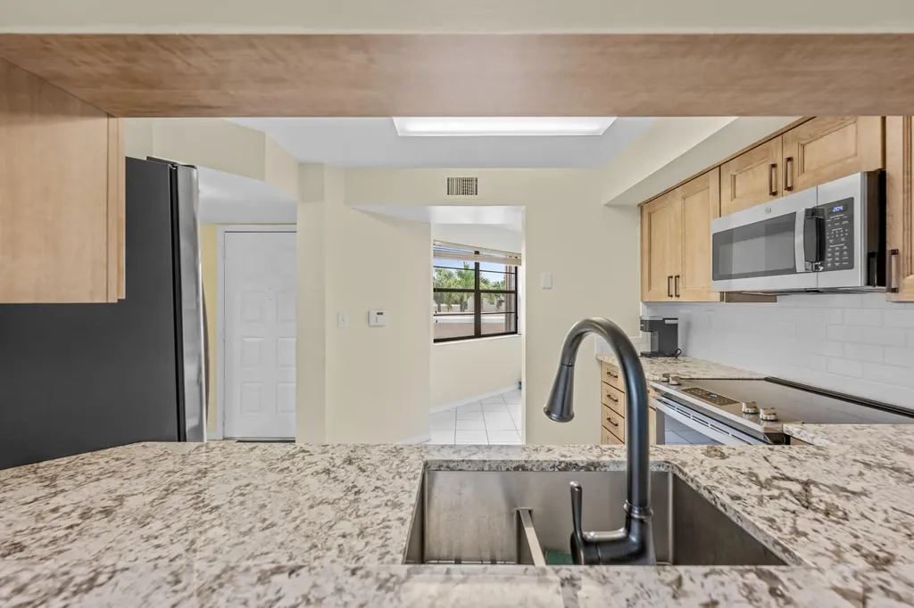 6670 Villa Sonrisa Drive Boca Raton FL 33433