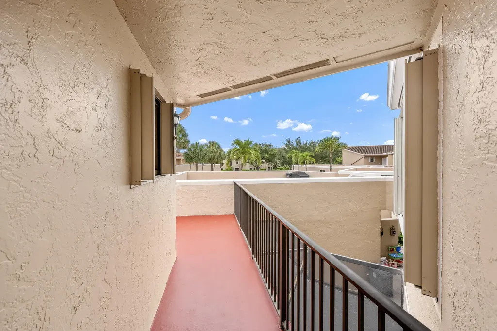6670 Villa Sonrisa Drive Boca Raton FL 33433