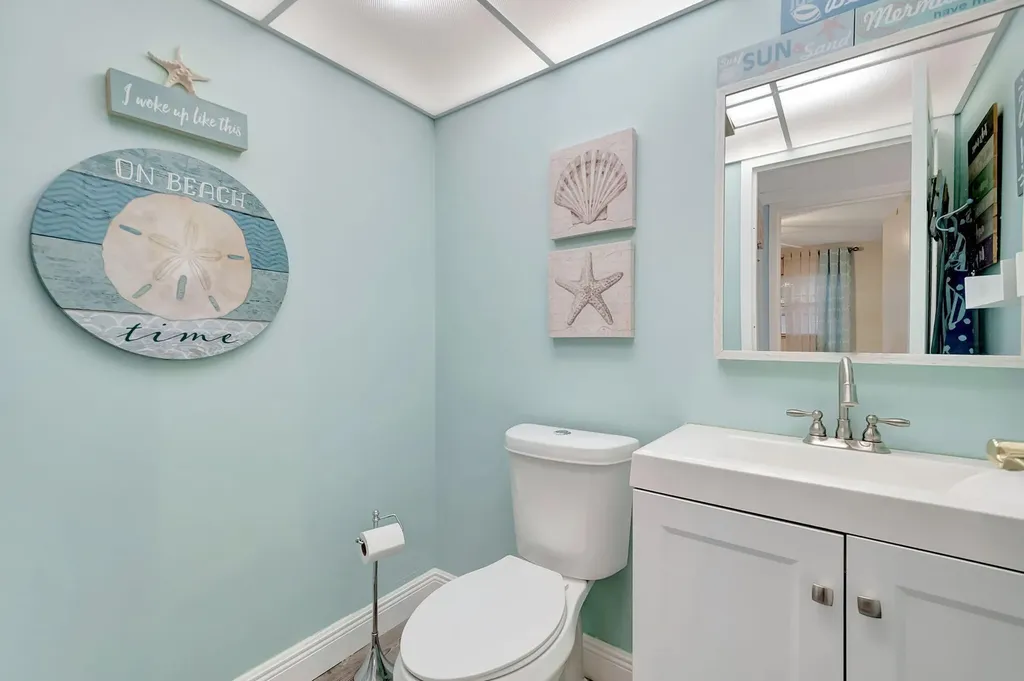 89 Flanders Way Delray Beach FL 33484