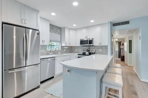 89 Flanders Way Delray Beach FL 33484