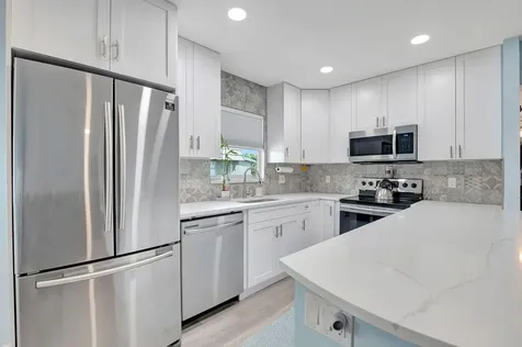 89 Flanders Way Delray Beach FL 33484