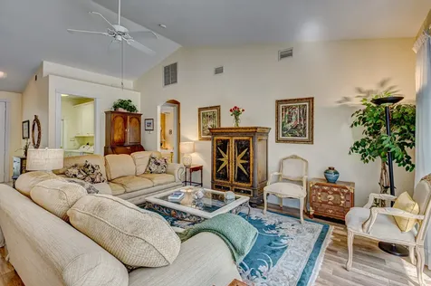 9122 SE Pomona Street Hobe Sound FL 33455
