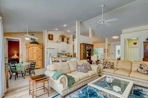 9122 SE Pomona Street Hobe Sound FL 33455