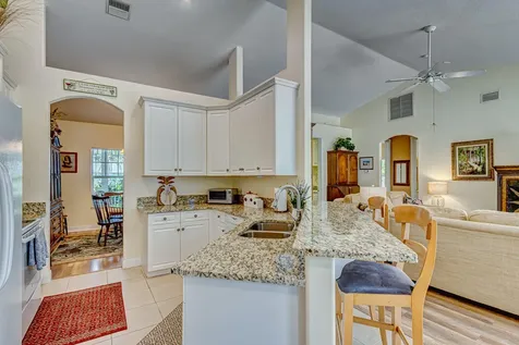 9122 SE Pomona Street Hobe Sound FL 33455