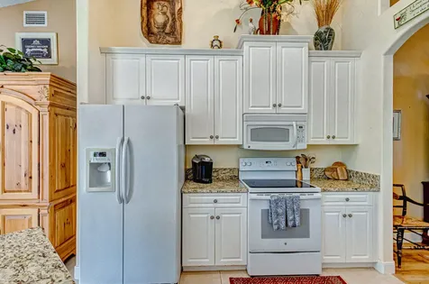 9122 SE Pomona Street Hobe Sound FL 33455