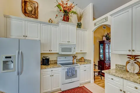 9122 SE Pomona Street Hobe Sound FL 33455