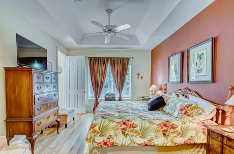 9122 SE Pomona Street Hobe Sound FL 33455