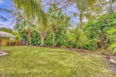 9122 SE Pomona Street Hobe Sound FL 33455