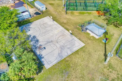 9122 SE Pomona Street Hobe Sound FL 33455