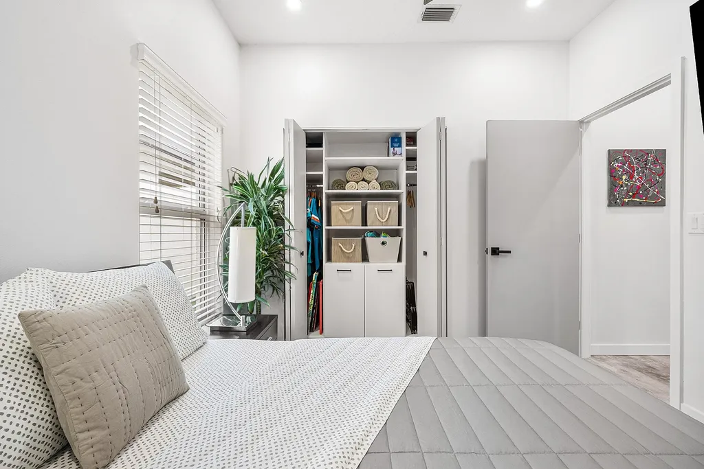 494 Enfield Court Delray Beach FL 33444
