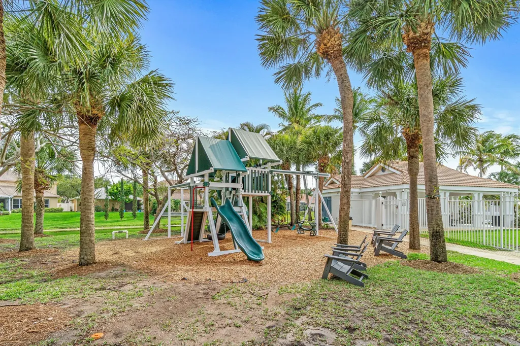 494 Enfield Court Delray Beach FL 33444