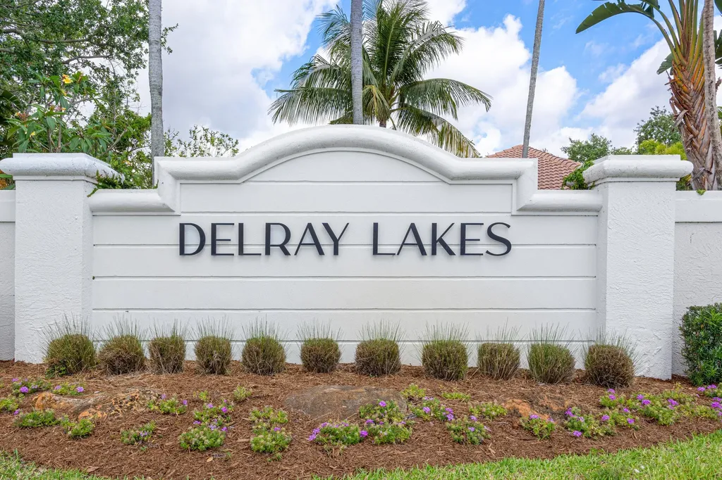 494 Enfield Court Delray Beach FL 33444