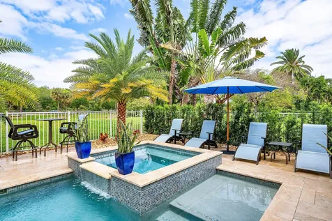 494 Enfield Court Delray Beach FL 33444