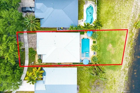 494 Enfield Court Delray Beach FL 33444