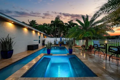 494 Enfield Court Delray Beach FL 33444