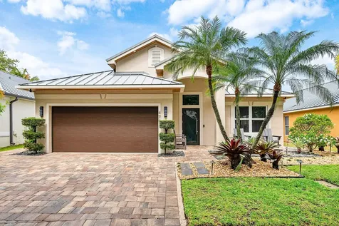 494 Enfield Court Delray Beach FL 33444