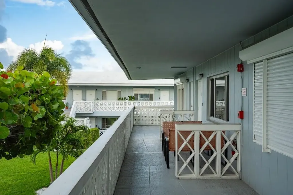 2170 NE 51st Court Fort Lauderdale FL 33308