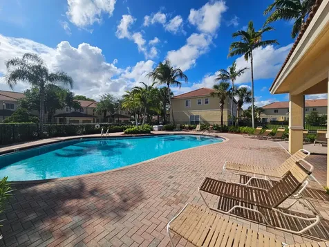 3255 NW 31st Terrace Lauderdale Lakes FL 33309