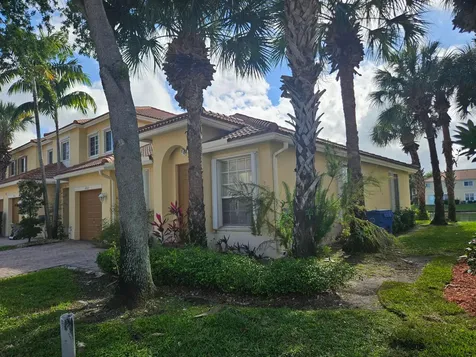 3255 NW 31st Terrace Lauderdale Lakes FL 33309