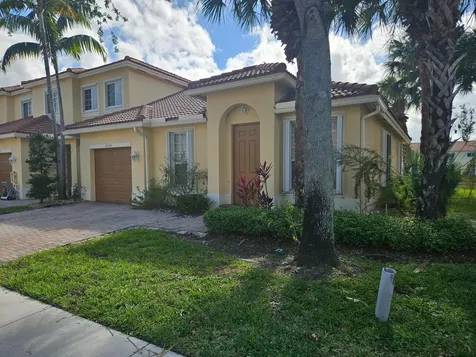 3255 NW 31st Terrace Lauderdale Lakes FL 33309