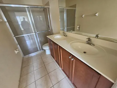 3255 NW 31st Terrace Lauderdale Lakes FL 33309