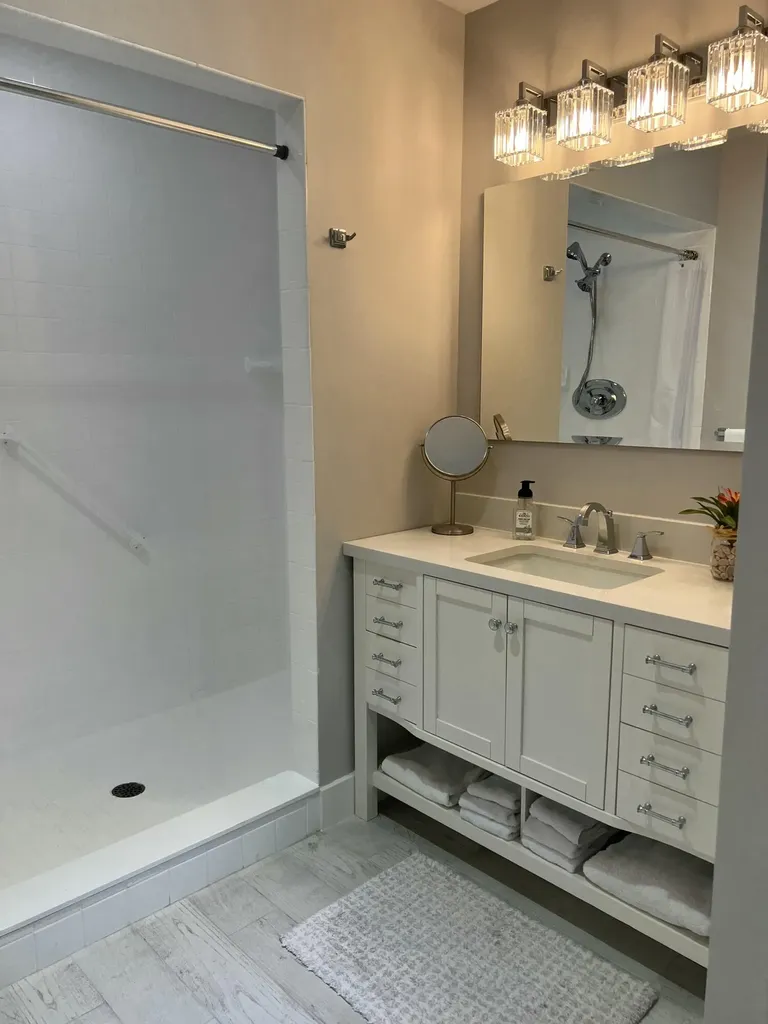 301 SE Castle Court Port St Lucie FL 34952