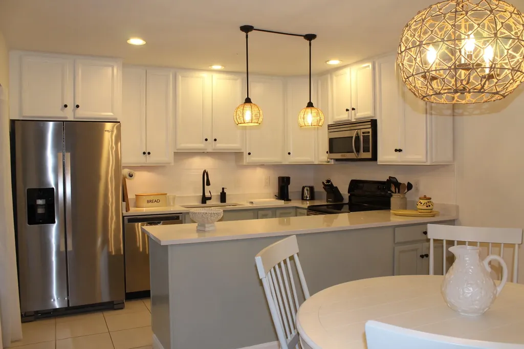 301 SE Castle Court Port St Lucie FL 34952
