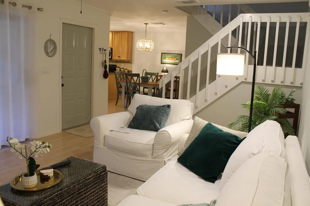 301 SE Castle Court Port St Lucie FL 34952