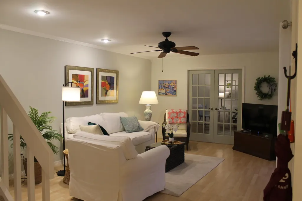 301 SE Castle Court Port St Lucie FL 34952