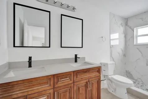 6606 NW 95th Avenue Tamarac FL 33321