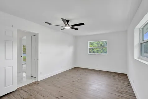 6606 NW 95th Avenue Tamarac FL 33321