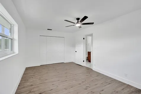 6606 NW 95th Avenue Tamarac FL 33321