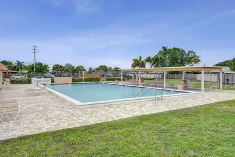 6606 NW 95th Avenue Tamarac FL 33321