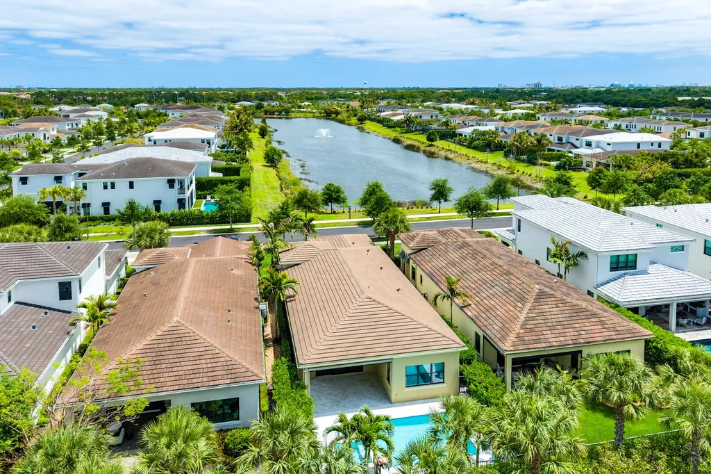 13129 Faberge Place Palm Beach Gardens FL 33418