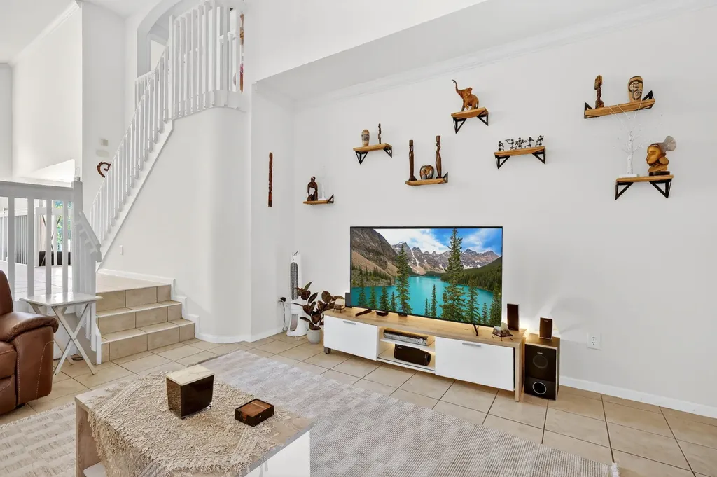 1572 Briar Oak Drive Royal Palm Beach FL 33411