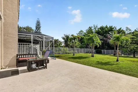 1572 Briar Oak Drive Royal Palm Beach FL 33411