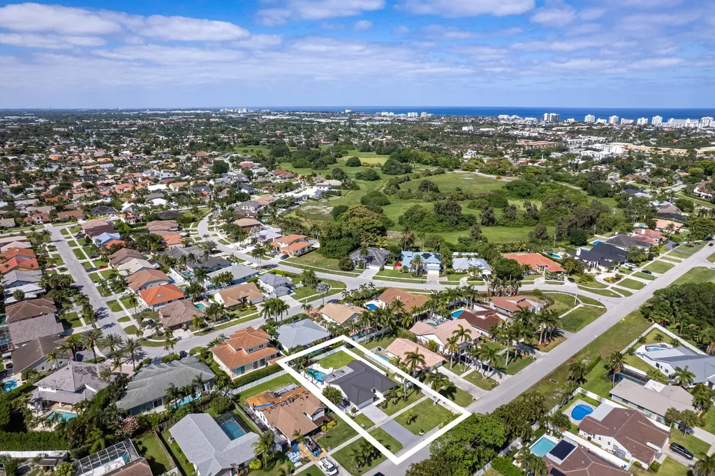 391 S Country Club Boulevard Boca Raton FL 33487