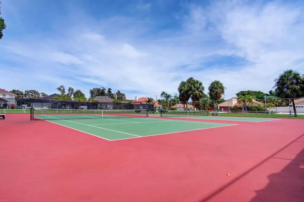 391 S Country Club Boulevard Boca Raton FL 33487