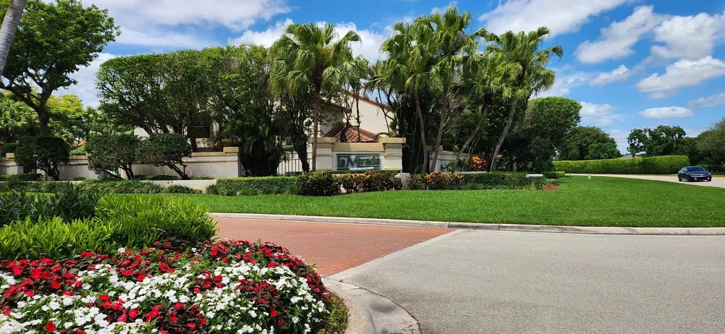 7798 La Mirada Drive Boca Raton FL 33433