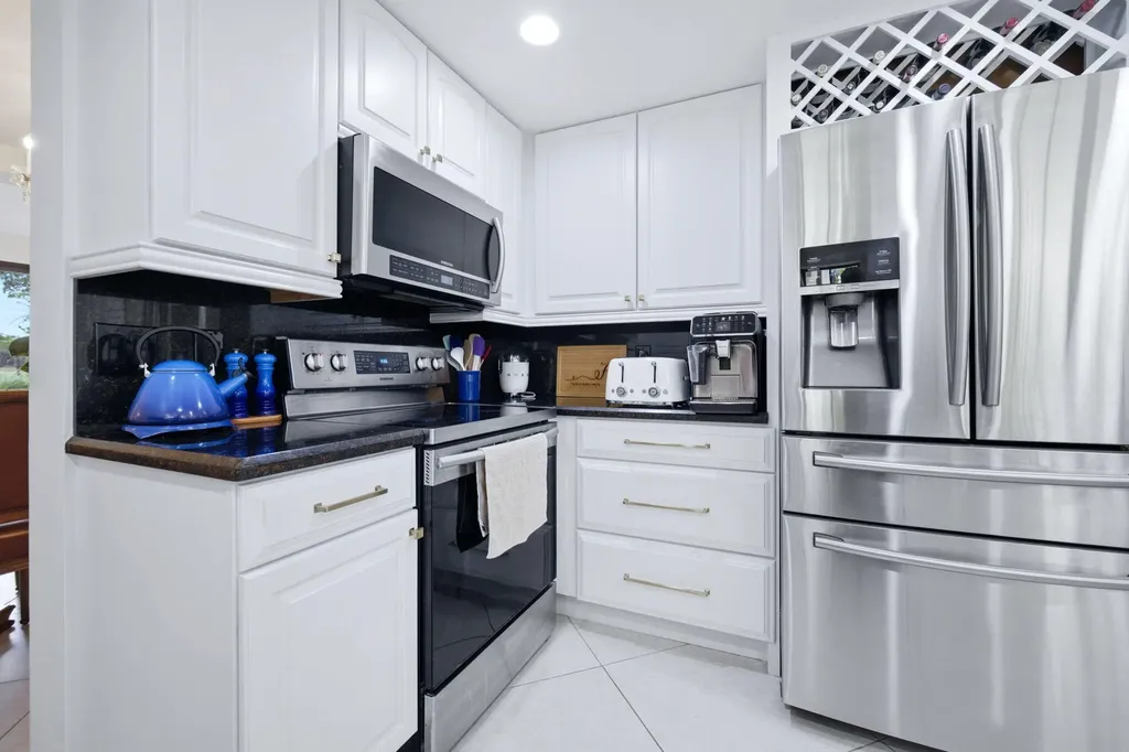 7798 La Mirada Drive Boca Raton FL 33433