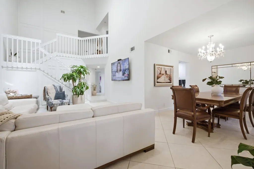 7798 La Mirada Drive Boca Raton FL 33433