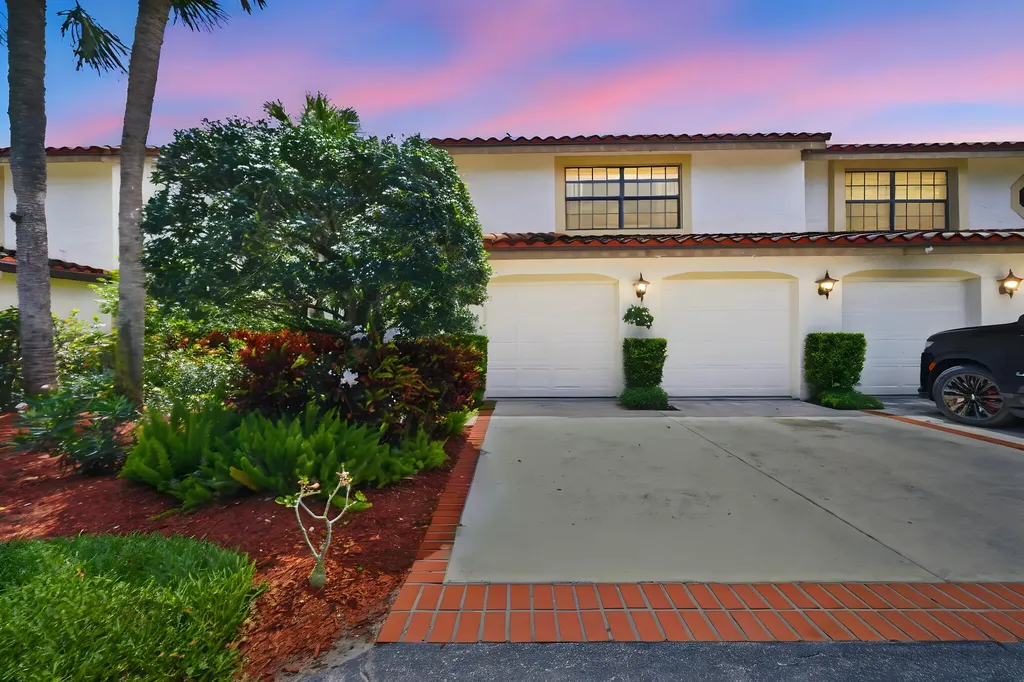 7798 La Mirada Drive Boca Raton FL 33433