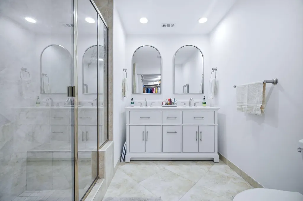 7798 La Mirada Drive Boca Raton FL 33433
