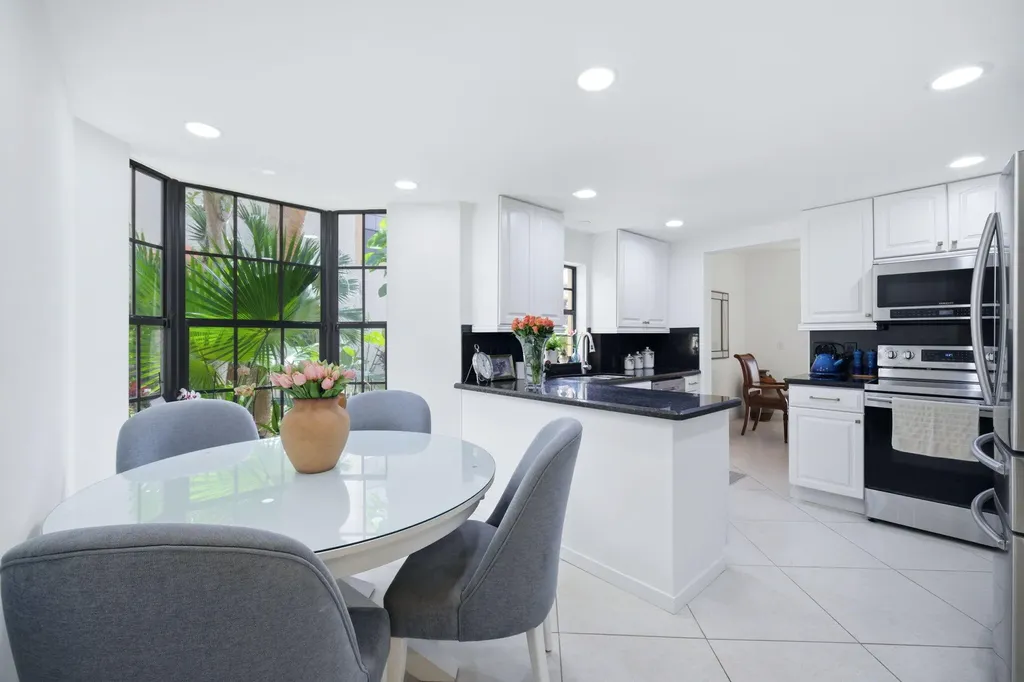 7798 La Mirada Drive Boca Raton FL 33433