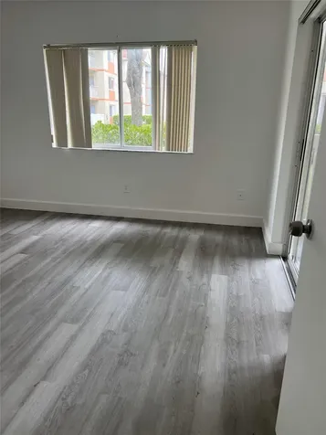18860 NW 57th Avenue Hialeah FL 33015