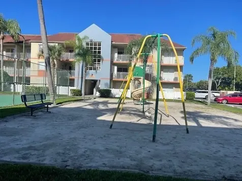 18860 NW 57th Avenue Hialeah FL 33015