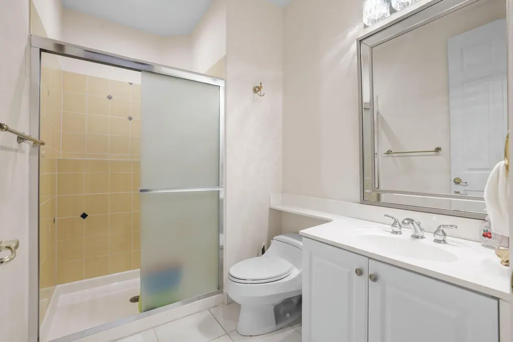 19234 S Creekshore Court Boca Raton FL 33498