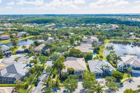 19234 S Creekshore Court Boca Raton FL 33498
