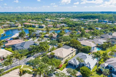 19234 S Creekshore Court Boca Raton FL 33498