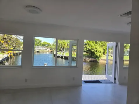 3470 NW 21st Avenue Oakland Park FL 33309